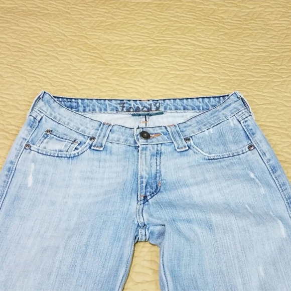 Vintage Fossil Y2K Taylor low rise straight jeans size 4 - Picture 4 of 10